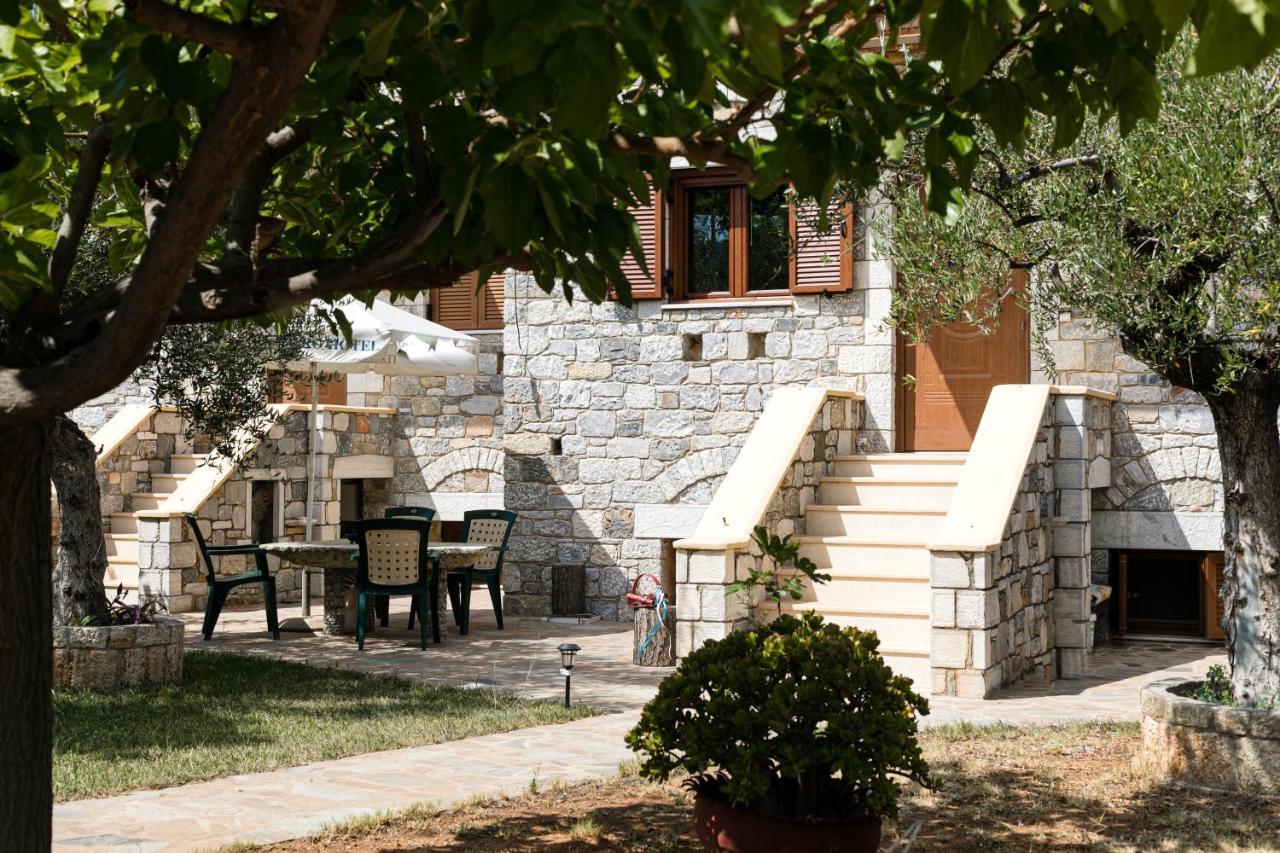 Chioureas Apartments Lévktron Zewnętrze zdjęcie
