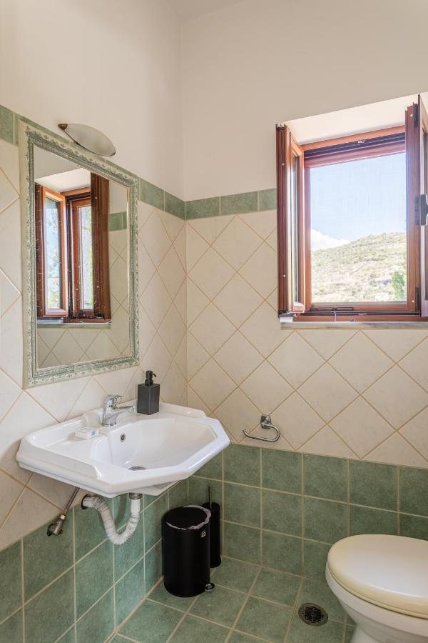 Chioureas Apartments Lévktron Zewnętrze zdjęcie